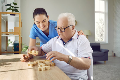 brain-engaging-activities-for-seniors-with-dementia